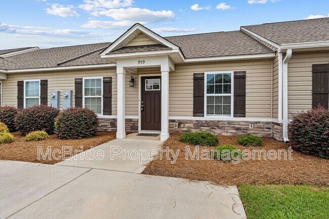 Photo - 959 Madrid Ct
