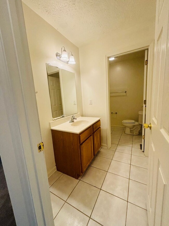 Photo - 409A Miller St SE