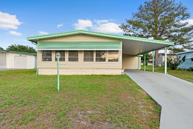 Building Photo - Charming Updated Home Near Spanish Springs in The Villages
