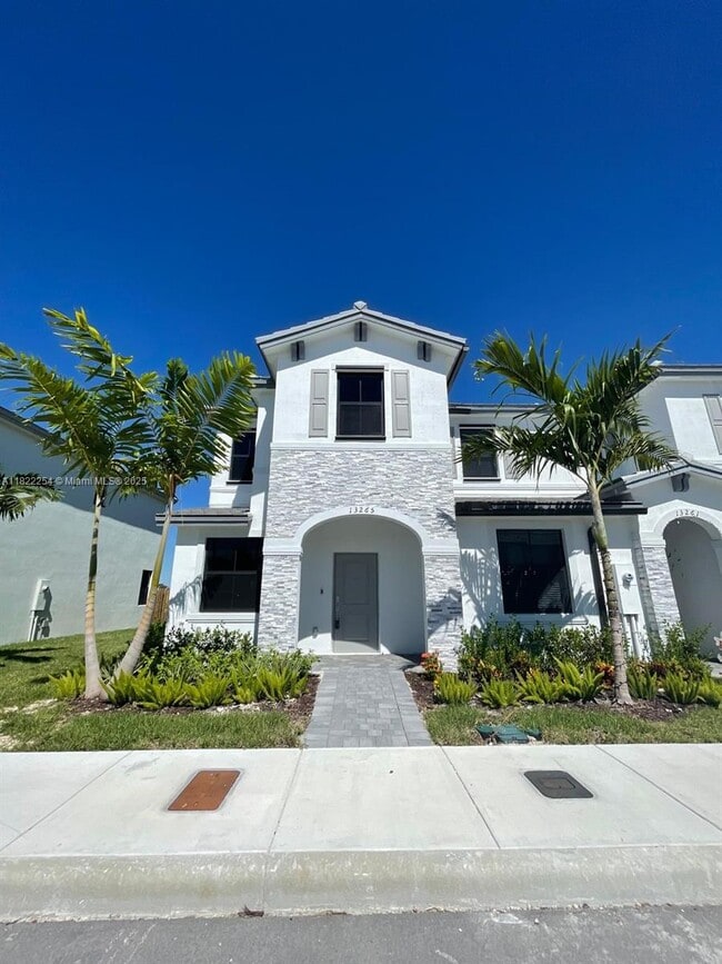 Photo - 13265 SW 285th St Townhome
