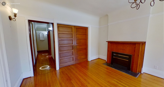 Photo - 157 Spadina Rd Unité 2