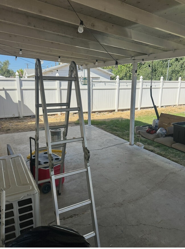 Building Photo - 2907 S 2910 W Unit B Rental