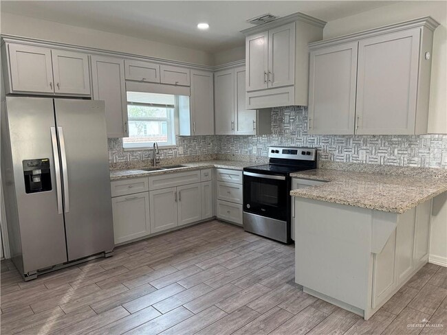 Photo - 13 Puffin Ave