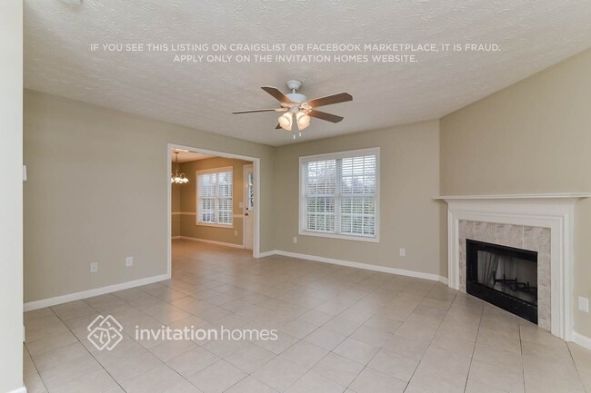 170 Kentshire Pl NW