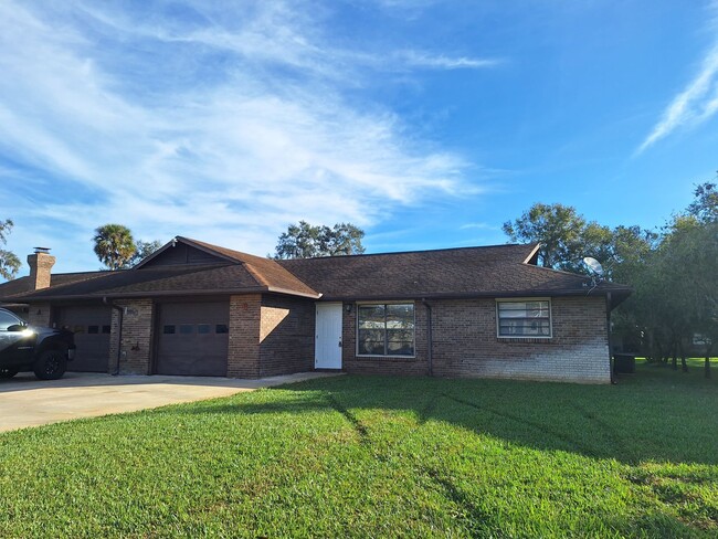 2BR 1BA DUPLEX MAINLAND NEW SMYRNA BEACH - 2BR 1BA DUPLEX MAINLAND NEW SMYRNA BEACH House