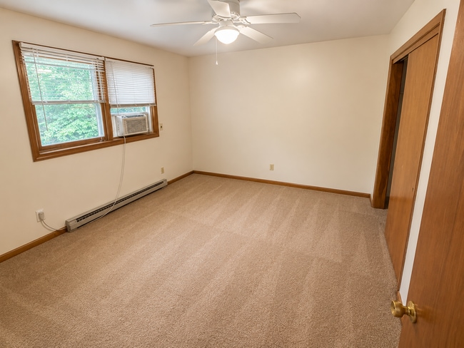 Photo - 317 Owens St Unidad #2