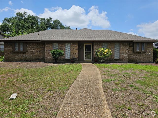 Building Photo - 812 Rush Creek Dr Rental