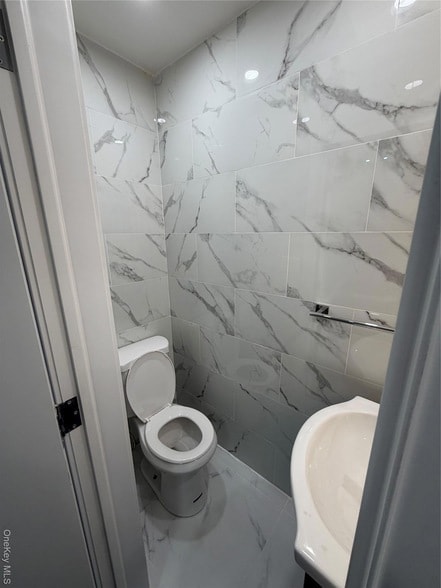 Photo - 609 Ovington Ave Unidad 1