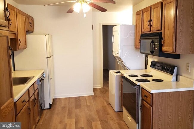 Photo - 121 S 3rd St Unit 3