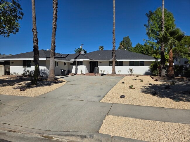 Building Photo - 18343 San Jose St