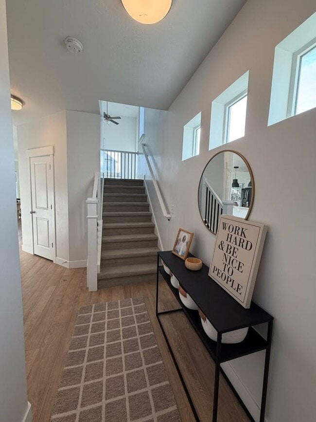 1706 N 3680 W