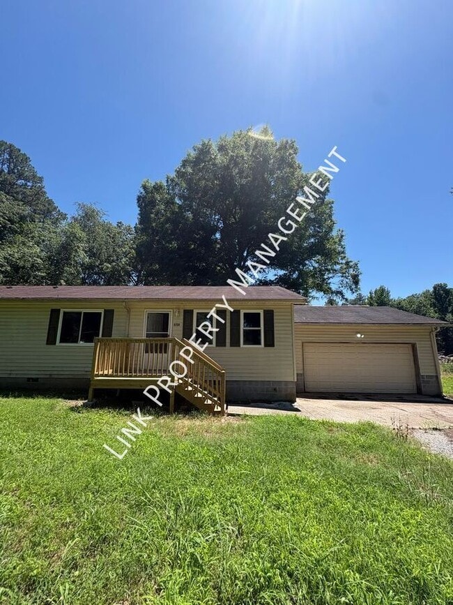 Photo - 6108 Ramsey Rd