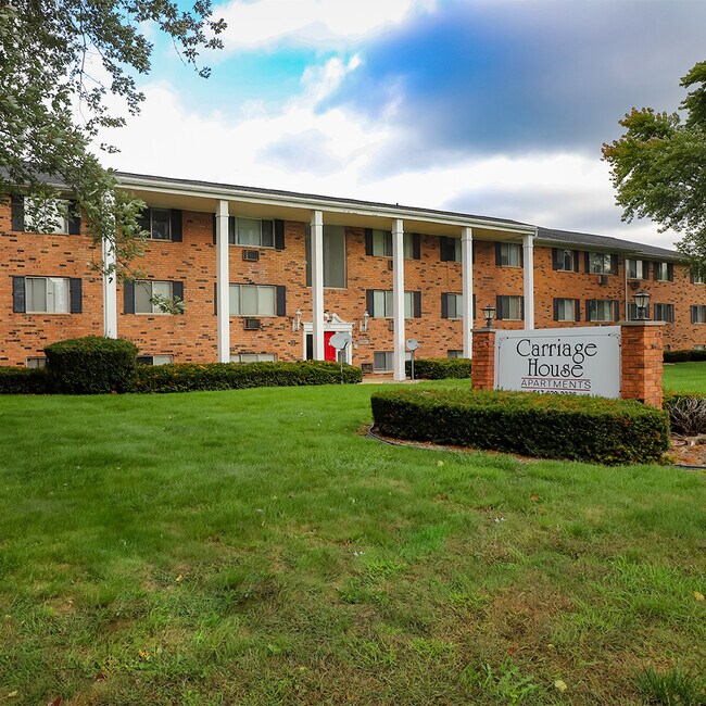 Building Photo - Carriage House Apartment