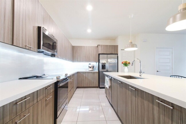 Photo - 4845 NW 83rd Pky