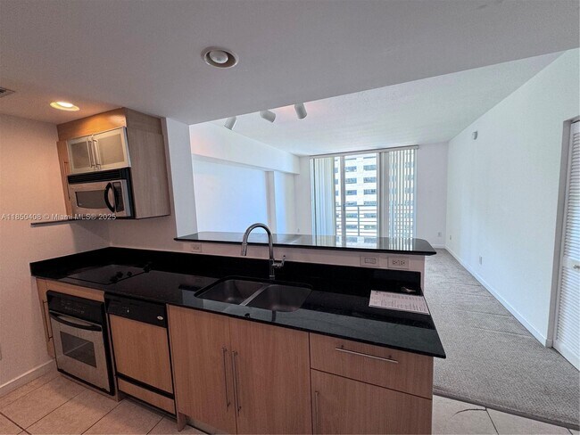 Photo - 335 S Biscayne Blvd Unit 1206
