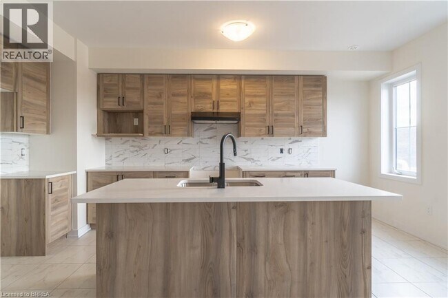 Photo - 237 Gillespie Dr