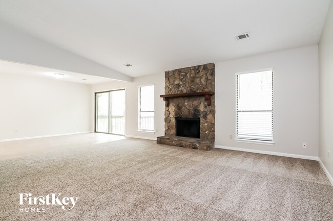 Photo - 3226 Deshong Dr SW