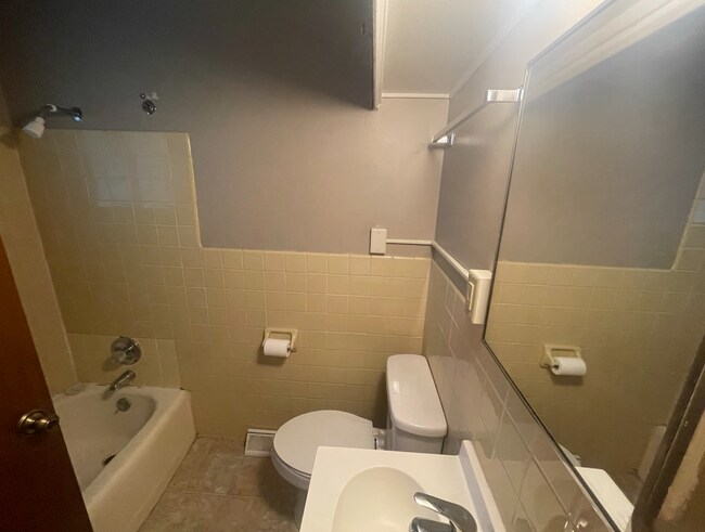 Photo - 812 12th Ave