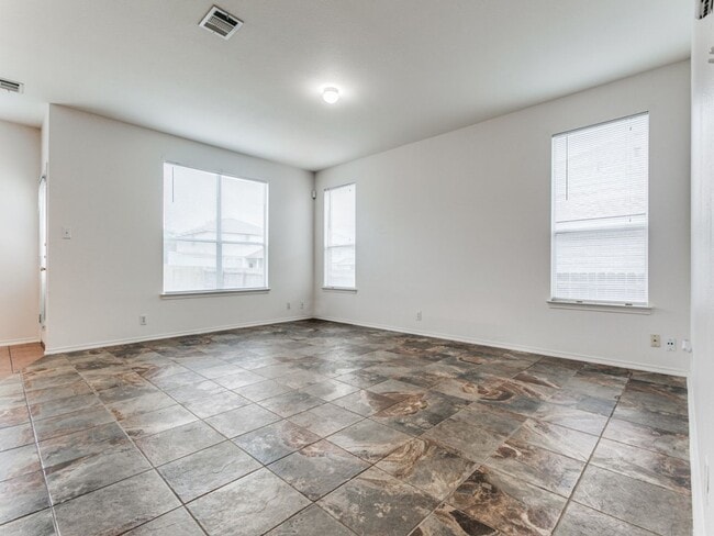 Photo - 3/2.5/2 in Cibolo