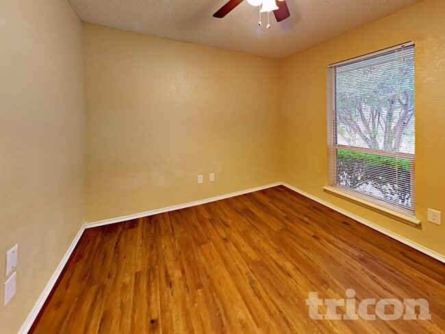 Photo - 1810 Grayson Ave