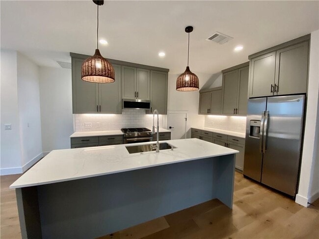 Photo - 3109 Owen Ave