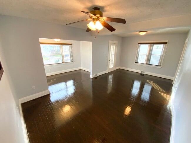 Photo - 40 Saint Florian St Unit Lower