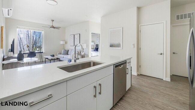 Photo - 3158 SW 12th Ave Unidad 01-207