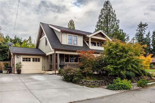 Photo - Meticulously designed Craftsman in North Beach with private beach access.