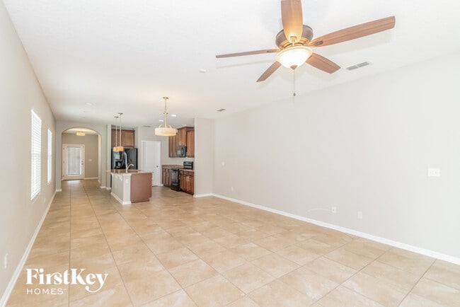 Photo - 514 Deercroft Ln