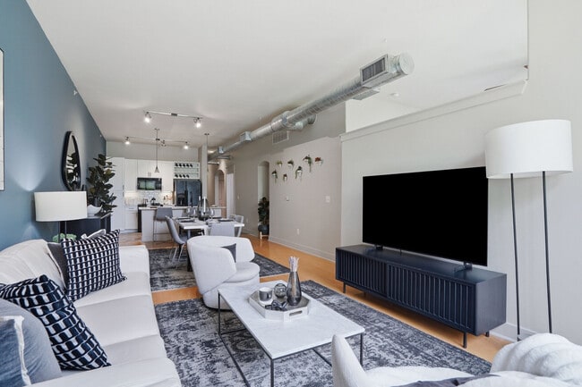 2BD, 2BA - 1252SF - Living Room