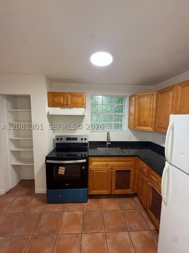 Photo - 715 NW 116th St Unit B