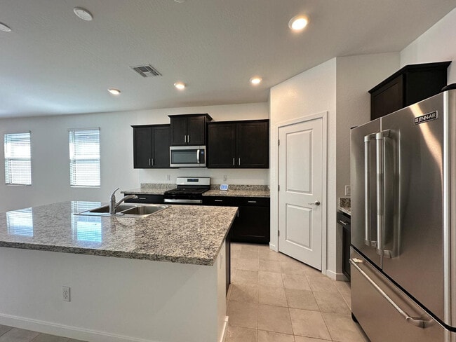 Photo - 25361 N 144th Dr