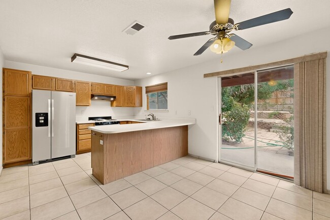 Photo - 7817 Sunrose Dr NW