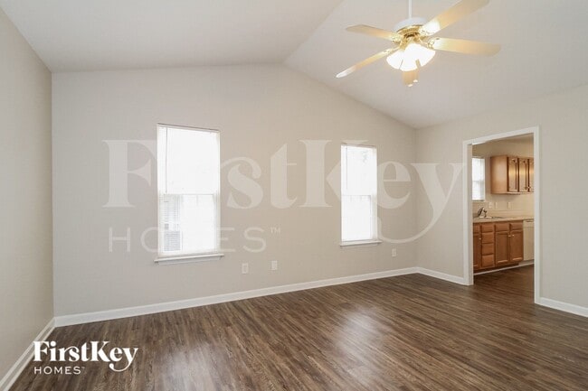 Photo - 329 Wright St