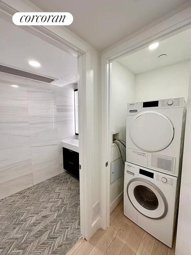 Photo - 148 Attorney St