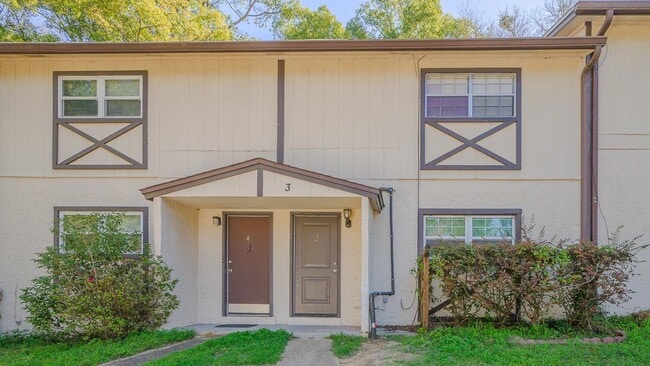 Building Photo - 1520 Pullen Rd Rental
