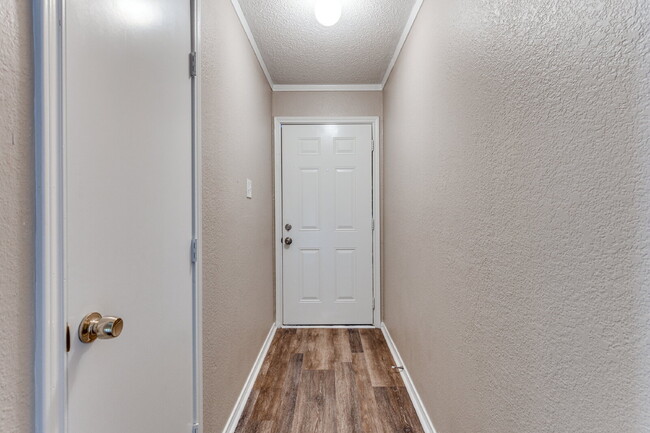 Photo - Modern 3-Bedroom Home with Vaulted Ceilings & Covered Patio