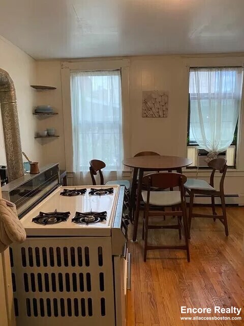 Photo - 232 Cambridge St Unidad 2