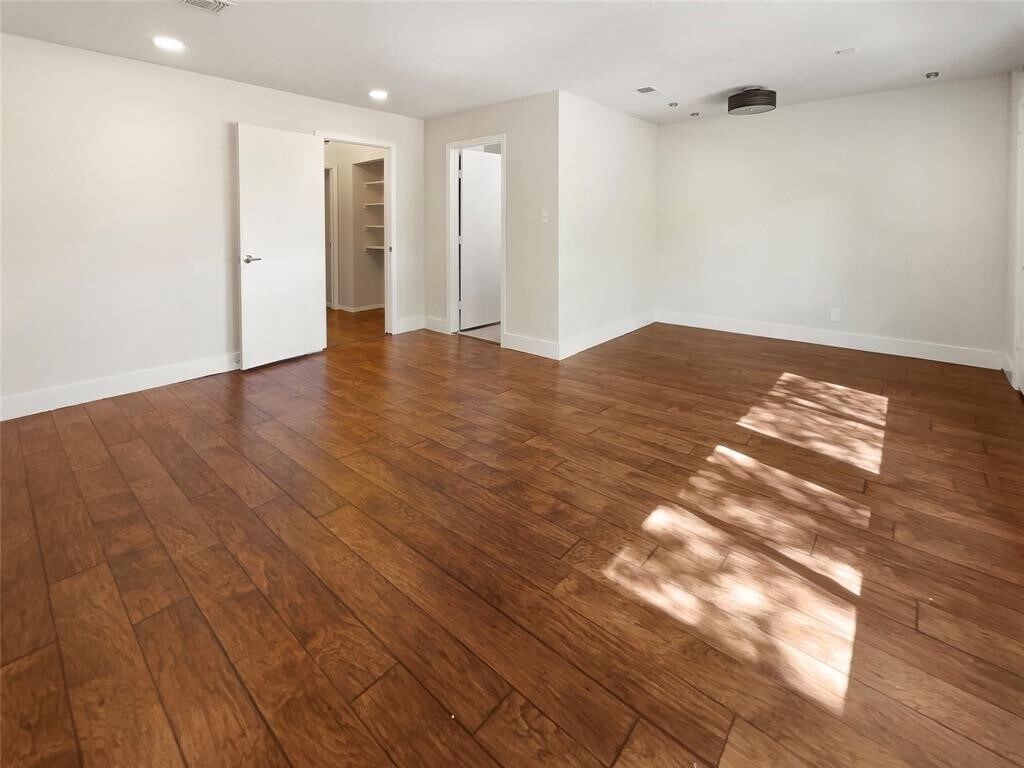 Photo - 6823 Greenway Chase St