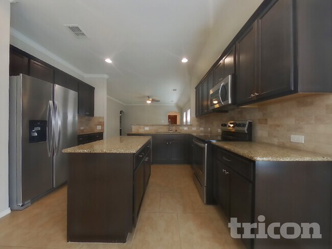 Photo - 9129 Holliday Ln