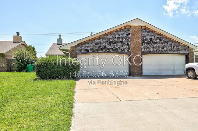 Photo - 7200 NW 115th St