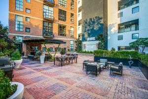 Photo - 3110 Thomas Ave Unidad 140