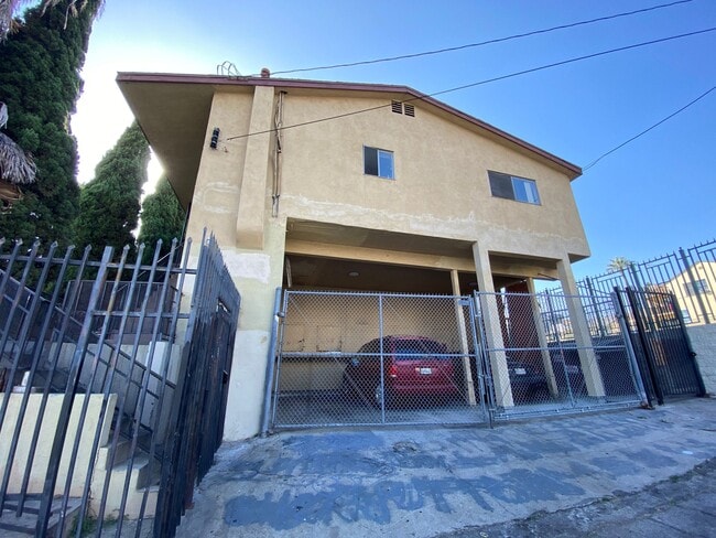 Building Photo - 950 Grand Rental