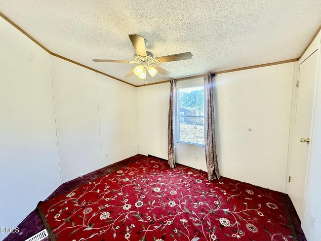 Photo - 287 Oliver Loop Rd