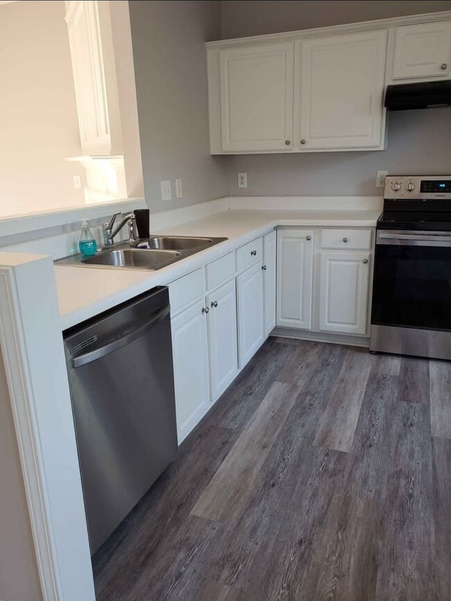 Building Photo - 105 Ruby Walk Dr Rental