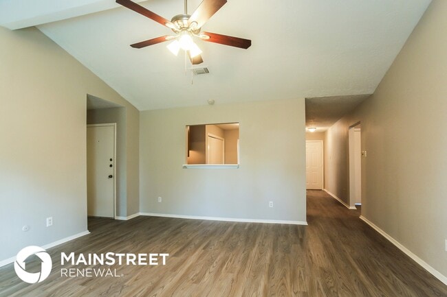 Photo - 7647 Western Oak Ln