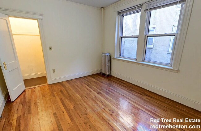 Photo - 195 Park Dr Unit 1