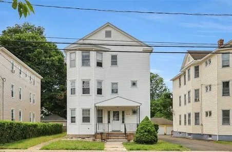 31 Brooklawn St Unit 3