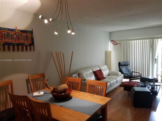 Photo - 9371 Fontainebleau Blvd Unit I208