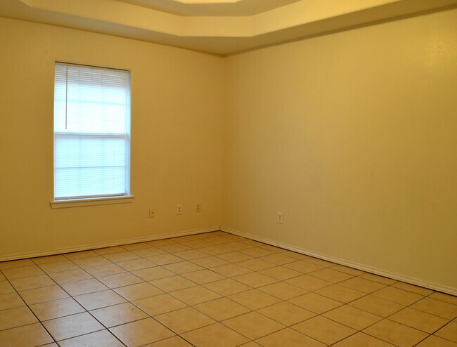 Photo - 2315 Moonlight Ln Unit 4